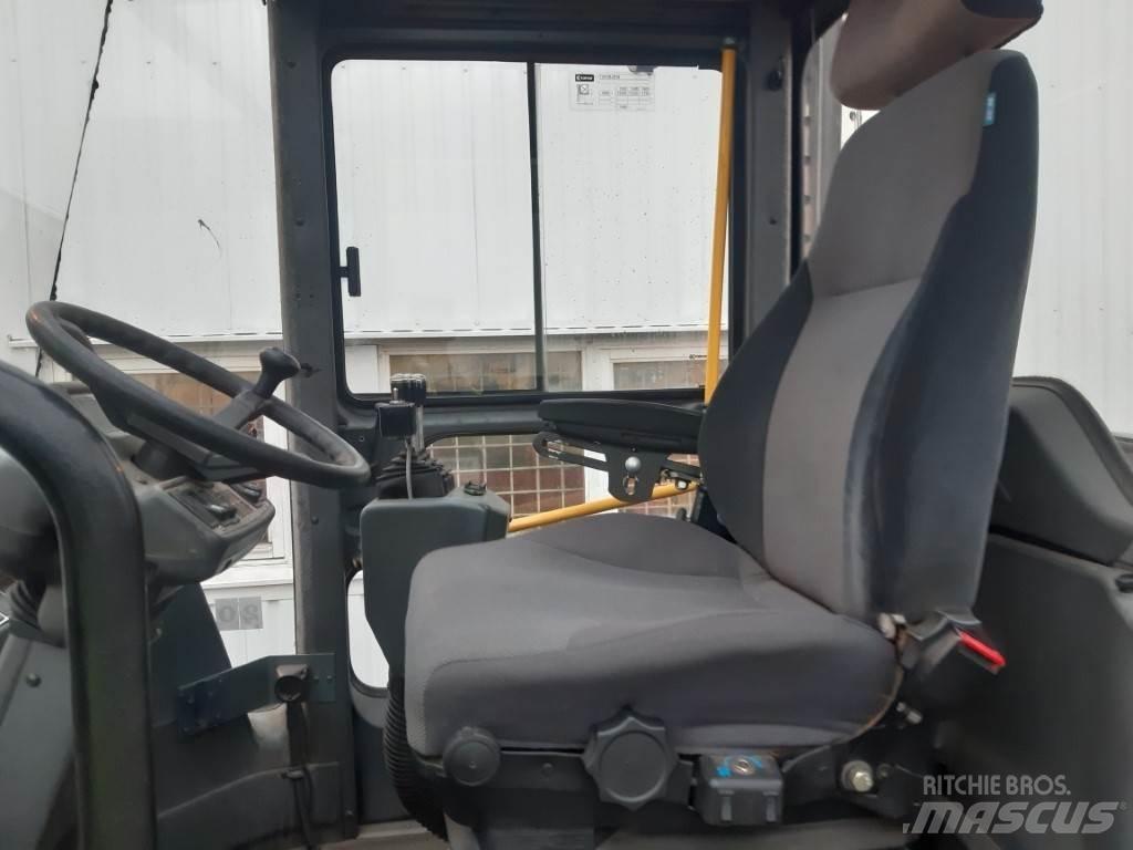 Kalmar DCE150-12 Dieselové vozíky