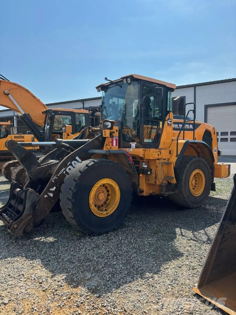 Hyundai HL955A Kolové nakladače