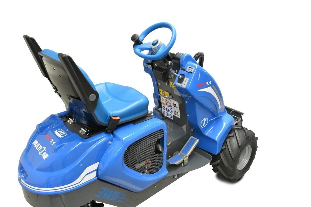 Multione 1.1 Smykem řízené nakladače