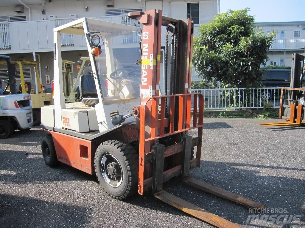 Nissan PH02A20 Další