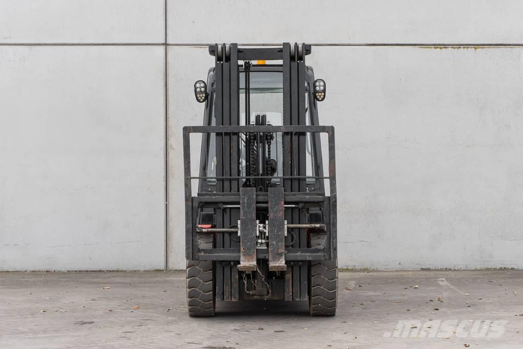 Manitou MI 30 D Dieselové vozíky