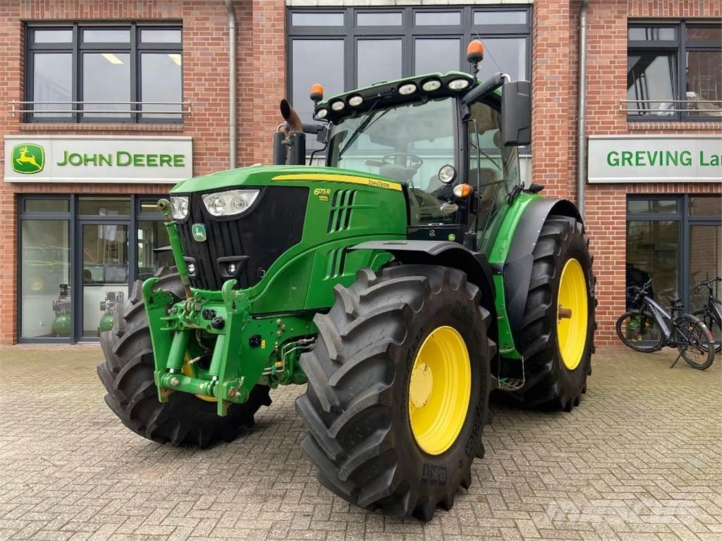 John Deere 6175R Traktory