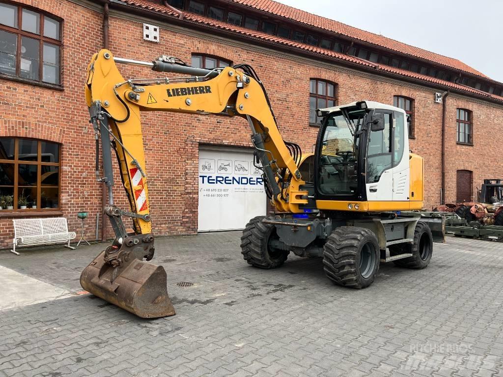 Liebherr A 910 Comp Kolová rýpadla