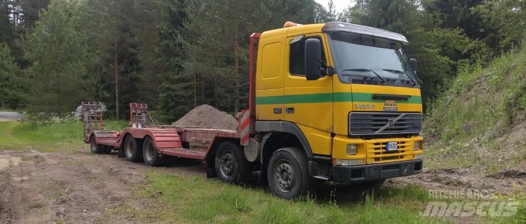 Volvo FH 12 Nákladní automobily pro přepravu lesních strojů