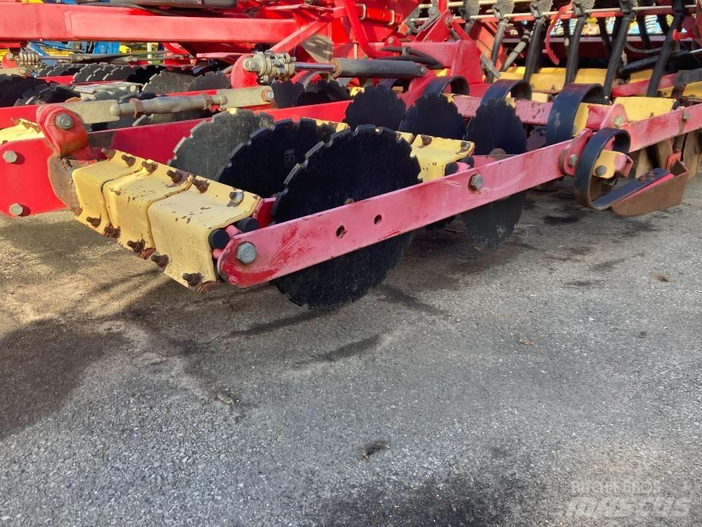 Väderstad Rapid 400C Kombinované secí stroje
