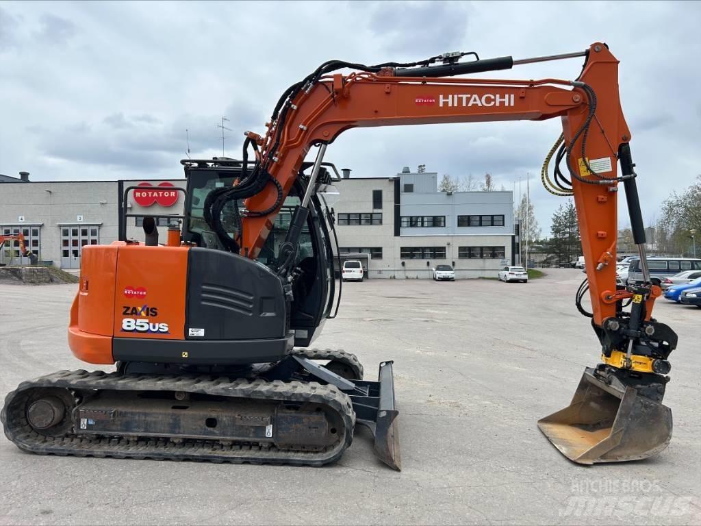 Hitachi ZX85U-6 Midi rýpadla 7t - 12t