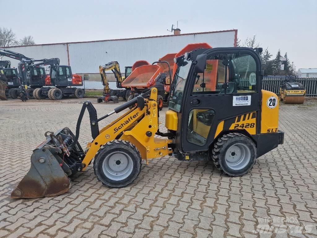 Schäffer 2428 SLT Kolové nakladače