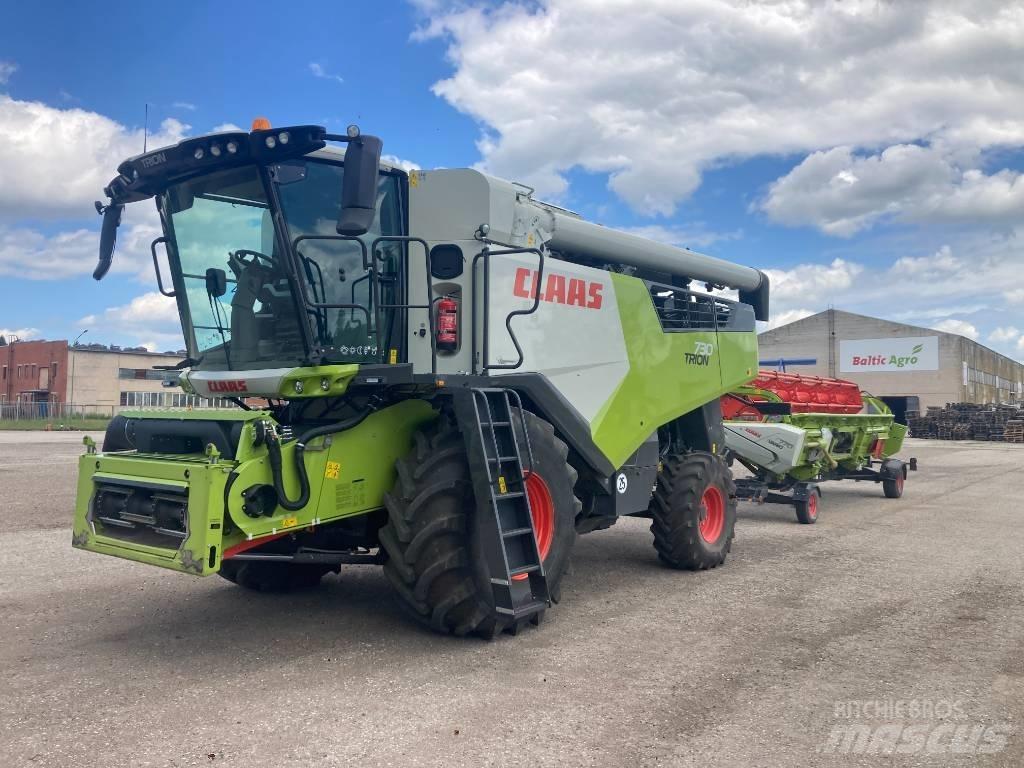 CLAAS Trion 730 Sklízecí mlátičky