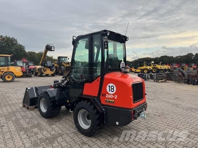 Kubota RT 260-2 Kolové nakladače