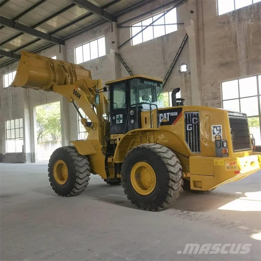 CAT 966H Kolové nakladače