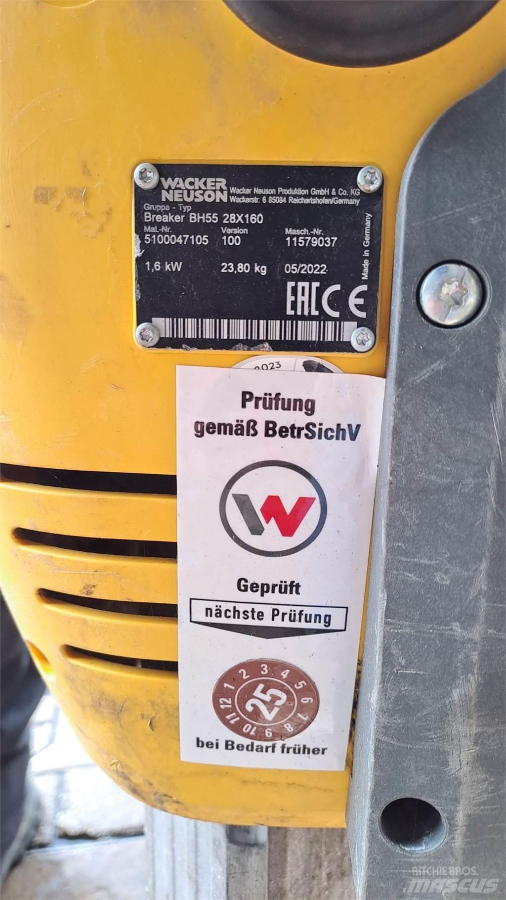 Wacker Neuson BH55 Vibrační pěchy
