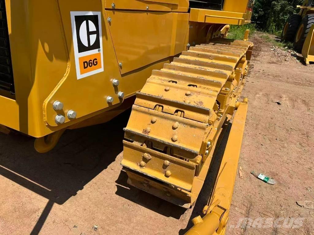 CAT D6G Pásové dozery