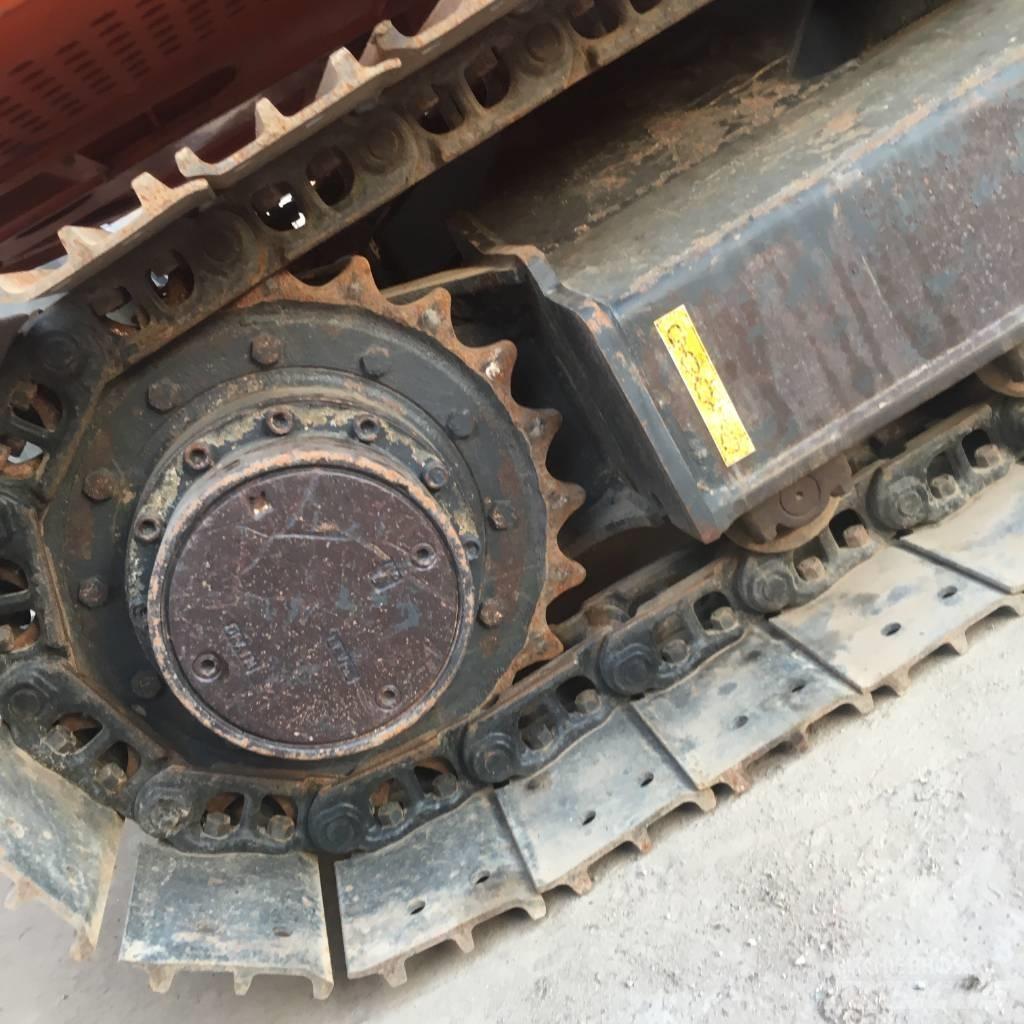 Hitachi ZX 70 Midi rýpadla 7t - 12t
