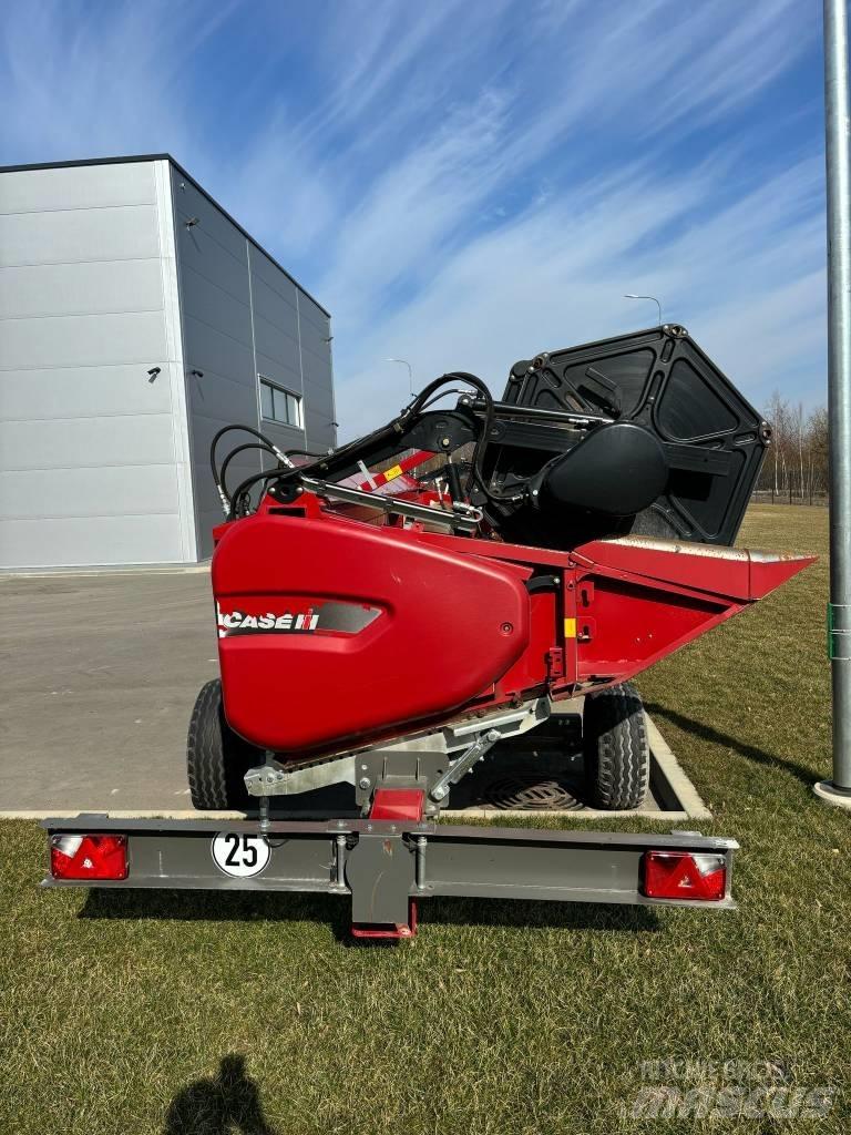 Case IH 8250 Sklízecí mlátičky