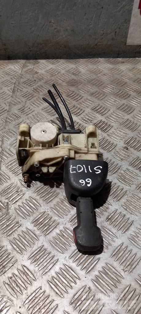 Scania R 440    1774972 Kabiny a interiér