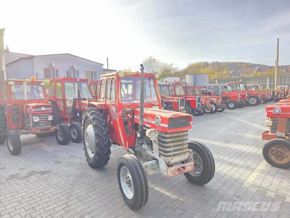 Massey Ferguson 165 Traktory