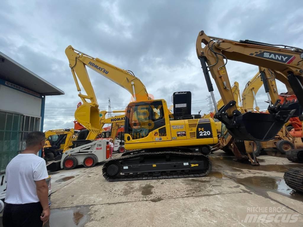 Komatsu PC 200-8 Pásová rýpadla