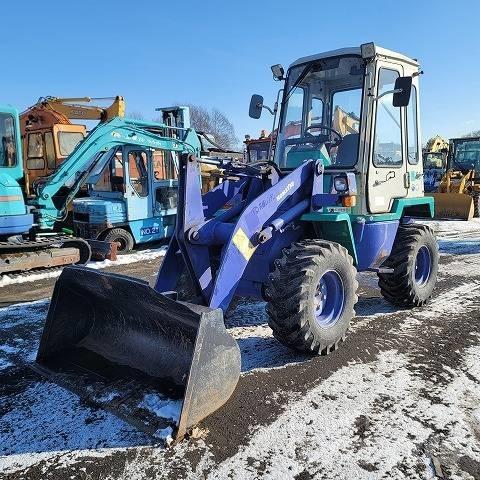 Komatsu WA30-5E0 Kolové nakladače