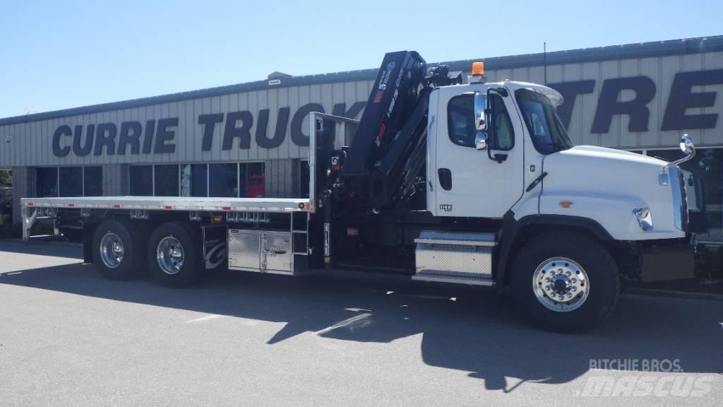 Freightliner 114 SD Autojeřáby, hydraulické ruky
