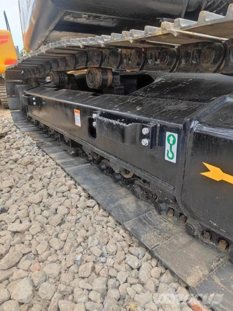 Sany SY 135 C Pásová rýpadla