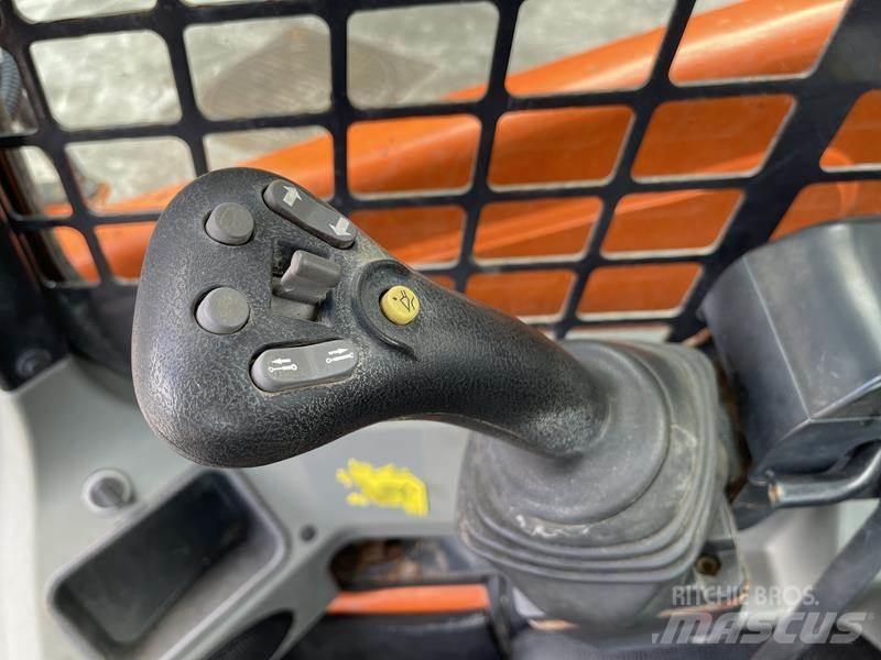 Bobcat S 450 Kolové nakladače