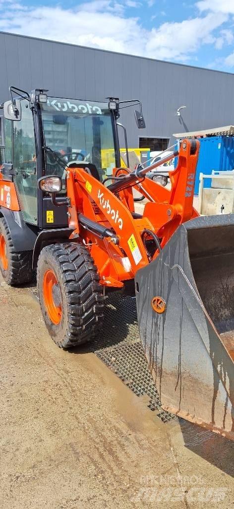 Kubota R 070 Kolové nakladače