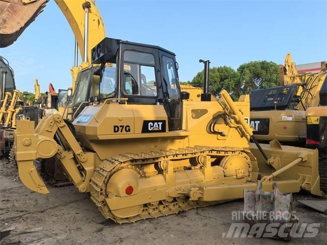 CAT D 7 G Pásové dozery