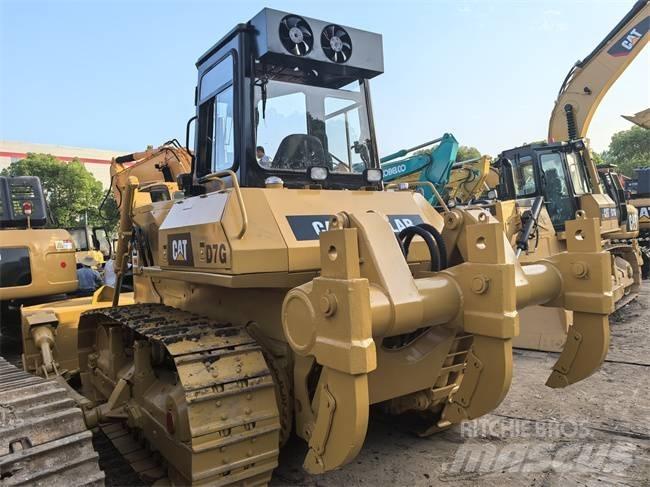 CAT D 7 G Pásové dozery