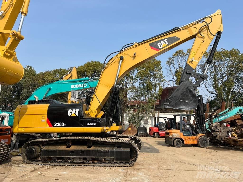 CAT 330 D L Pásová rýpadla