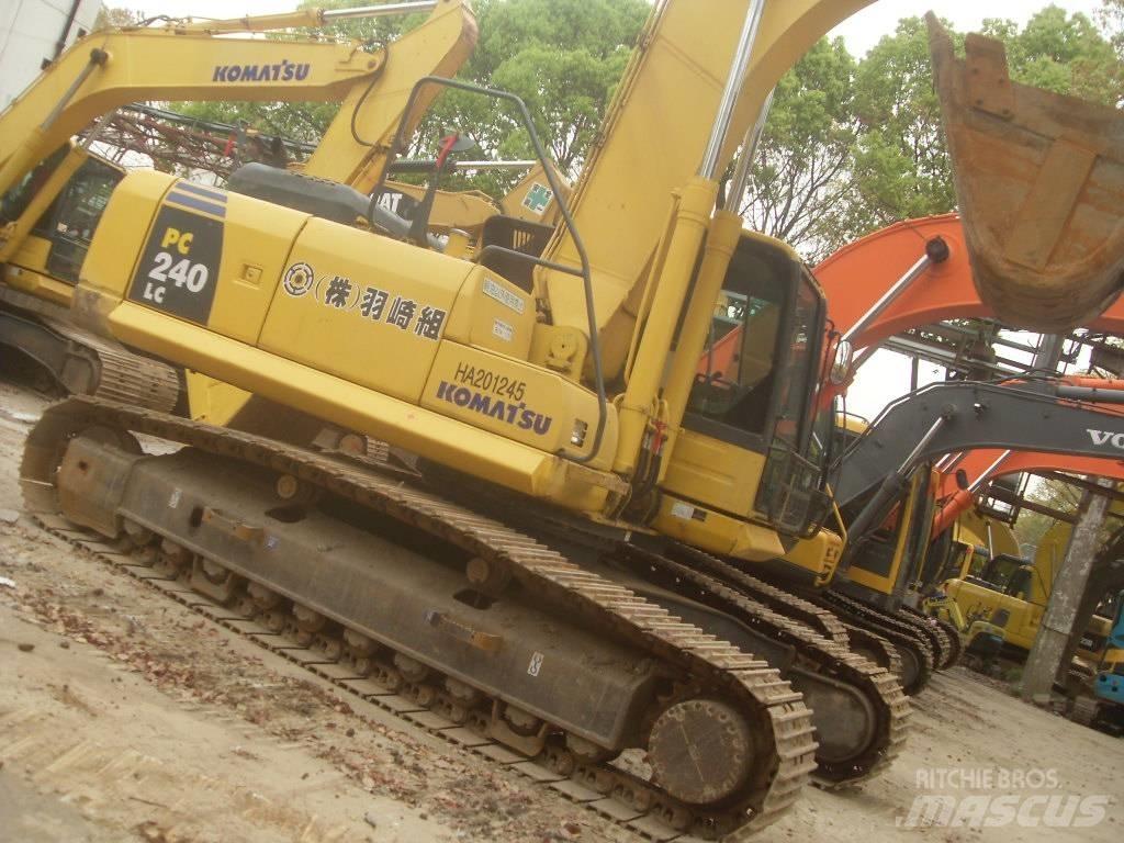 Komatsu PC240 Pásová rýpadla