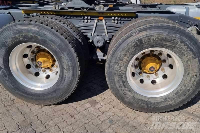 Scania R620 Další