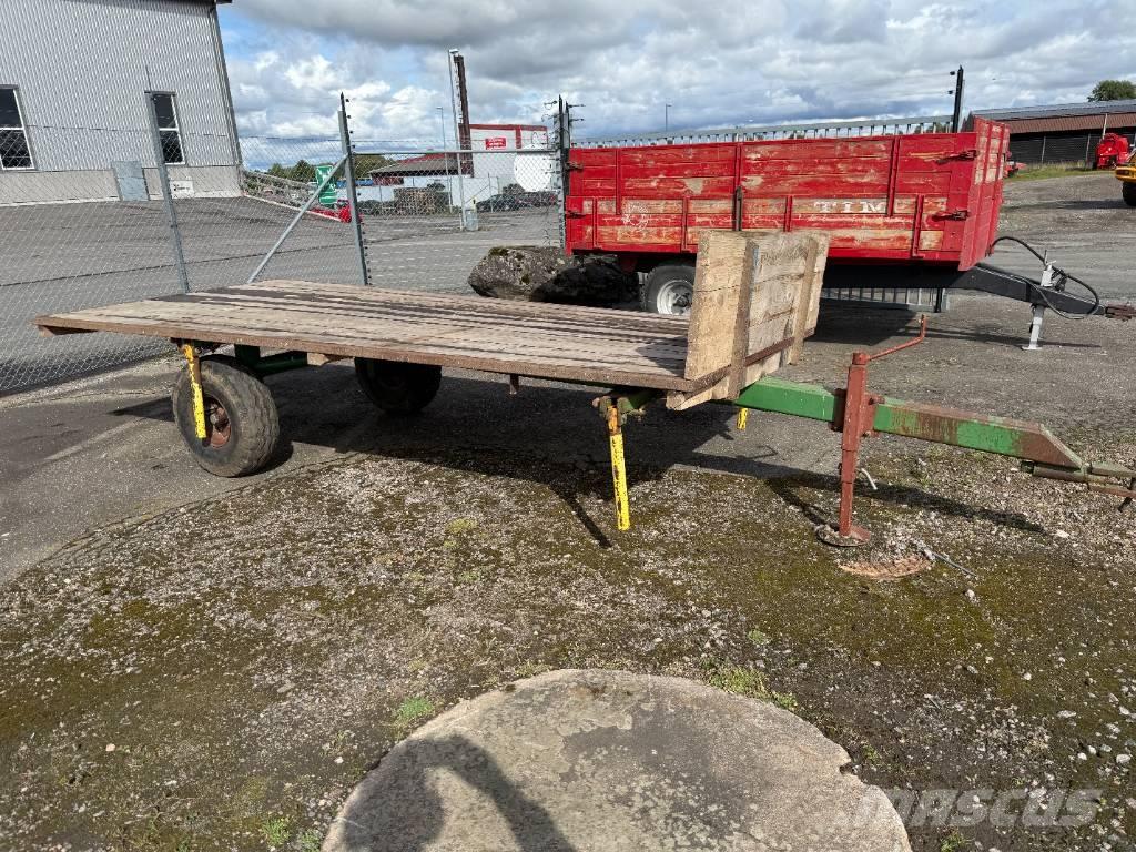  Skogskärra med flak Další přívěsné vozíky
