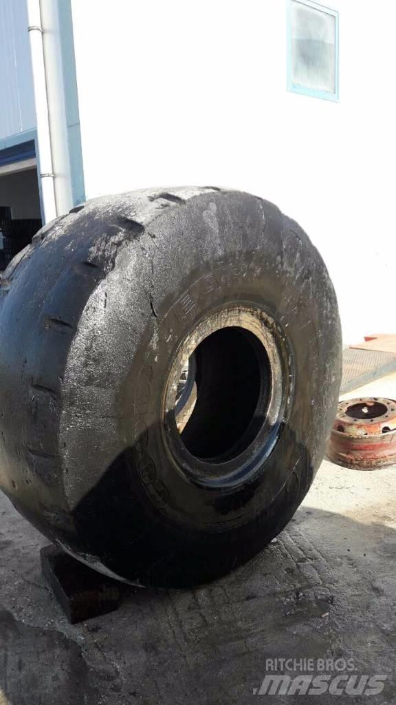 Goodyear 29,5R25 Pneumatiky, kola a ráfky