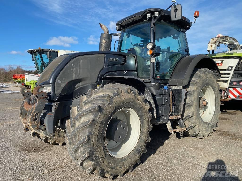 Valtra S 233 Traktory