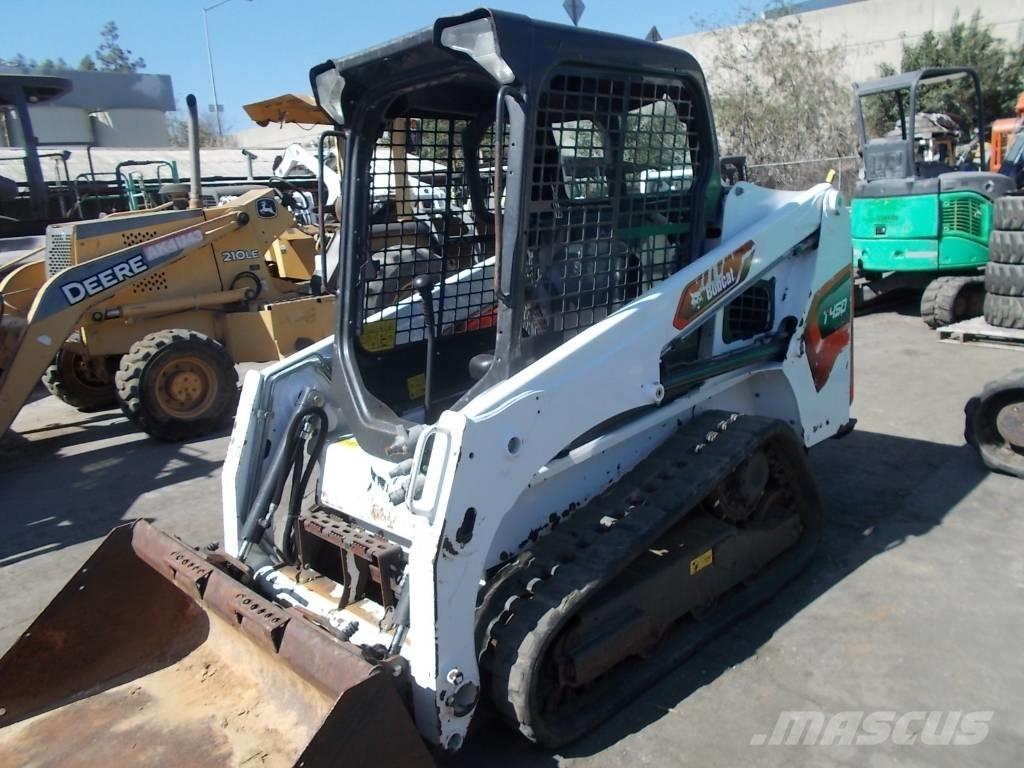 Bobcat T450 Smykem řízené nakladače