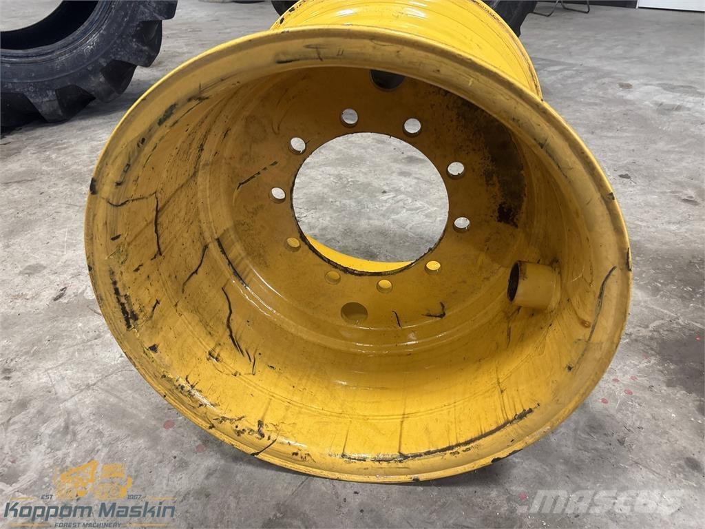 Rottne H14 24x26,5 Pneumatiky, kola a ráfky