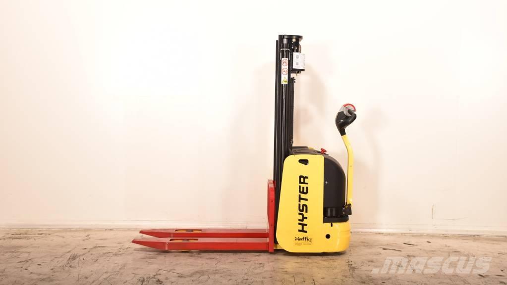 Hyster S1.0-24 Ručně vedené vysokozdvižné vozíky