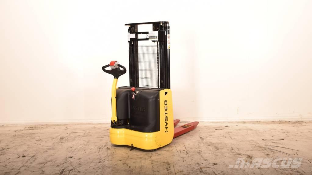 Hyster S1.0-24 Ručně vedené vysokozdvižné vozíky