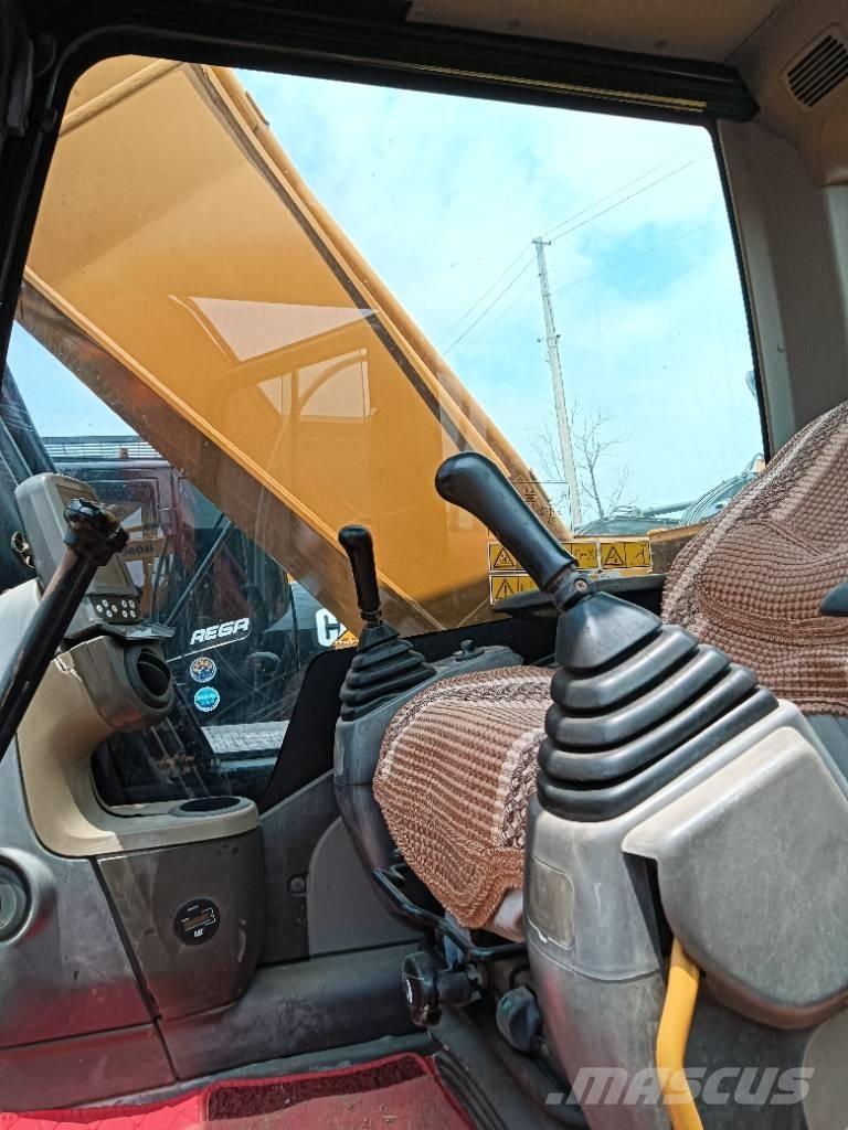 CAT 325 D Pásová rýpadla