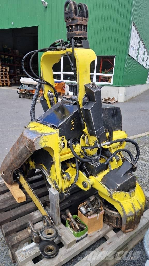 John Deere H415 Těžební hlavy