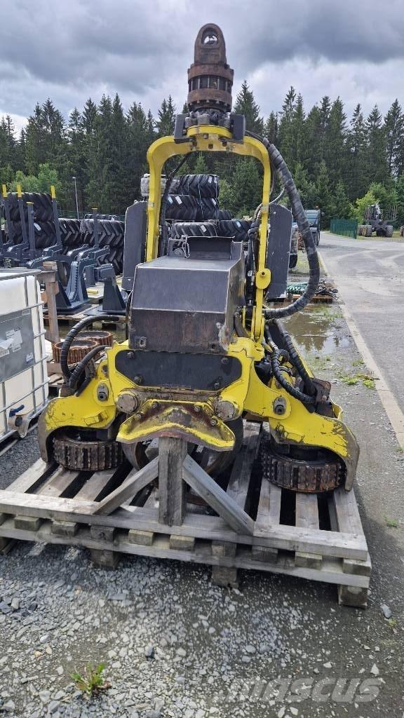 John Deere H415 Těžební hlavy