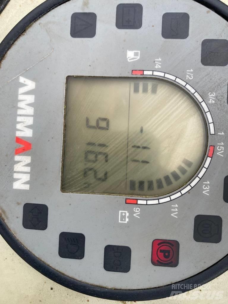 Ammann ARX 26 Tandemové válce