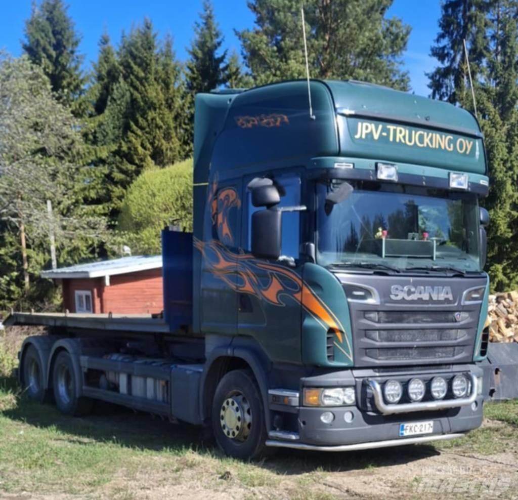 Scania R 560 Hákový nosič kontejnerů