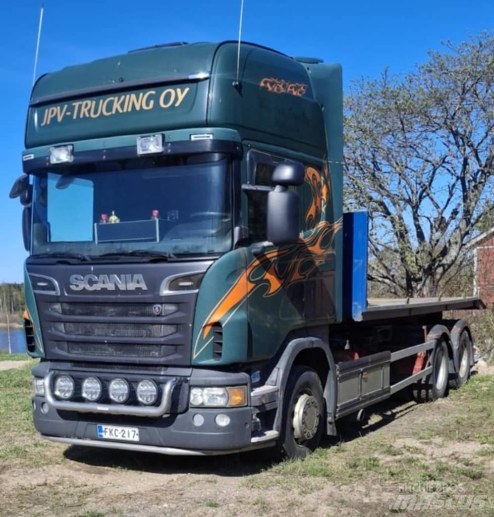 Scania R 560 Hákový nosič kontejnerů