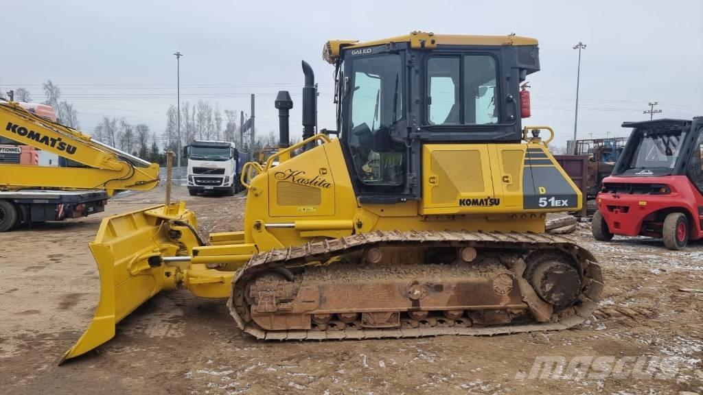 Komatsu D 51 EX-22 Pásové dozery