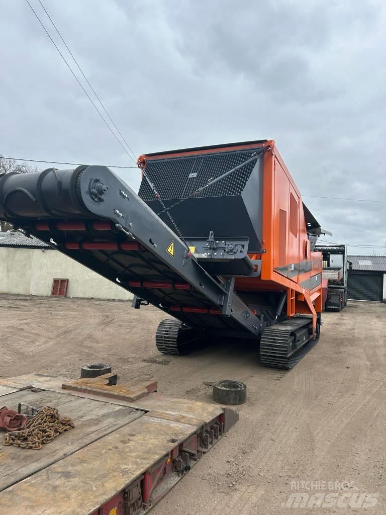 Arjes Titan 900 Manipulace s materiálem – ostatní