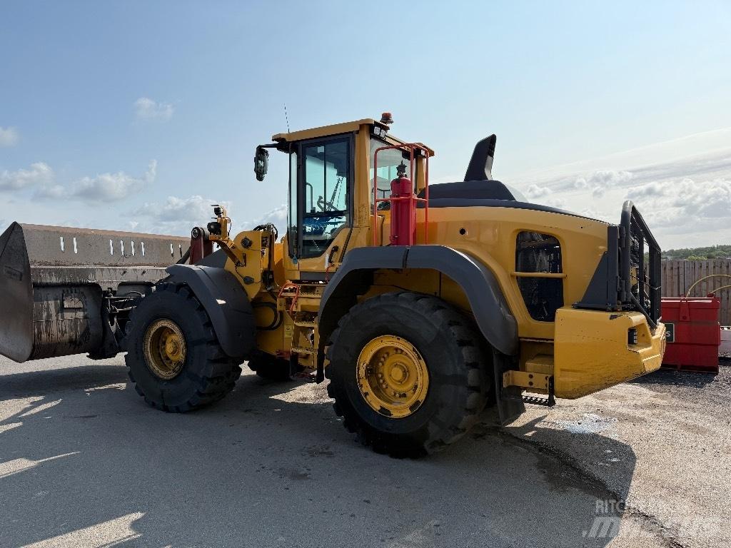 Volvo L 120 H Kolové nakladače