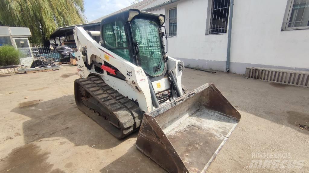 Bobcat T 770 Smykem řízené nakladače