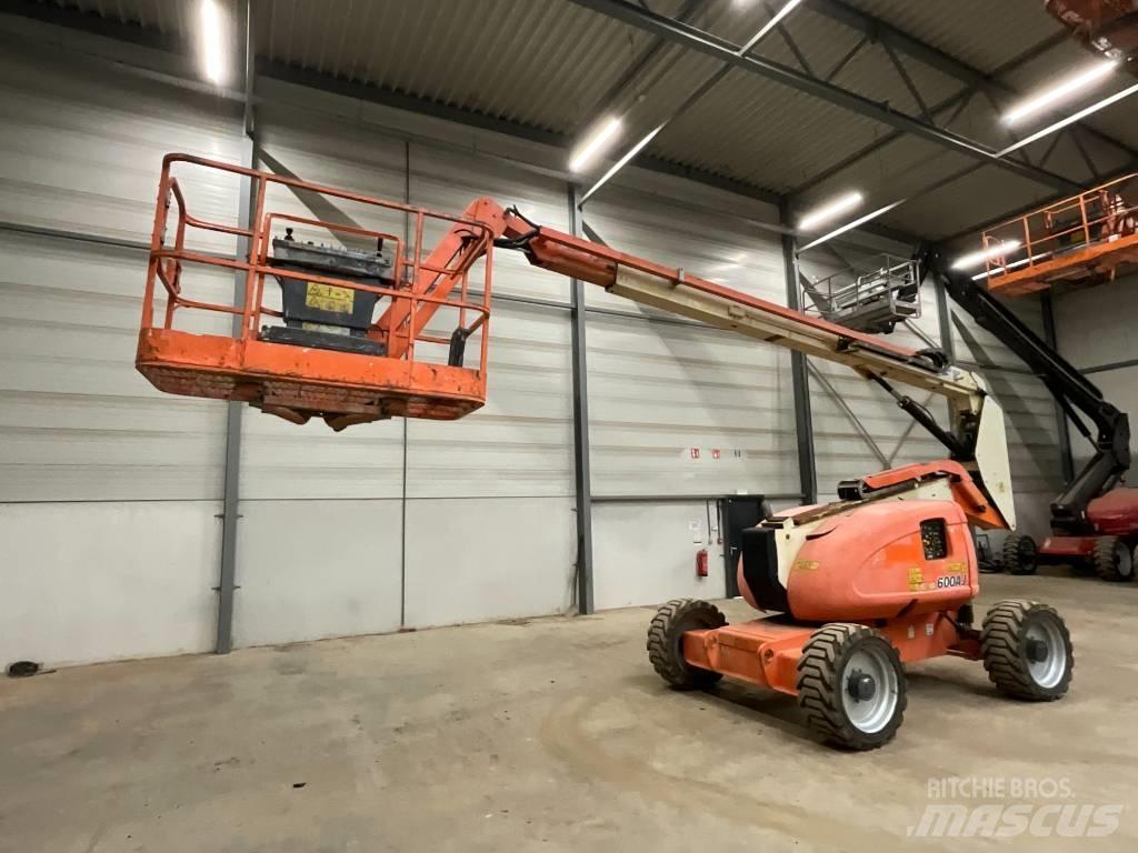JLG 600 AJ Kloubové plošiny