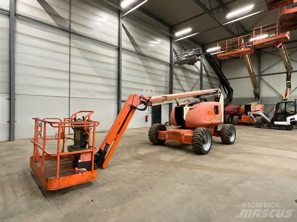 JLG 600 AJ Kloubové plošiny